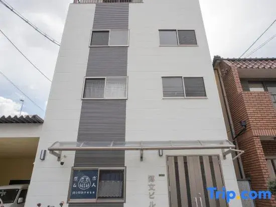 Hakubun Building｜Direct train to Dotonbori, Nipponbashi,Namba in 13 minutes