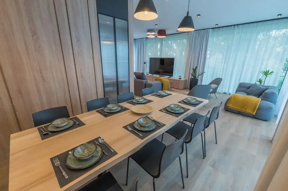 BJ81 Suite Hotel