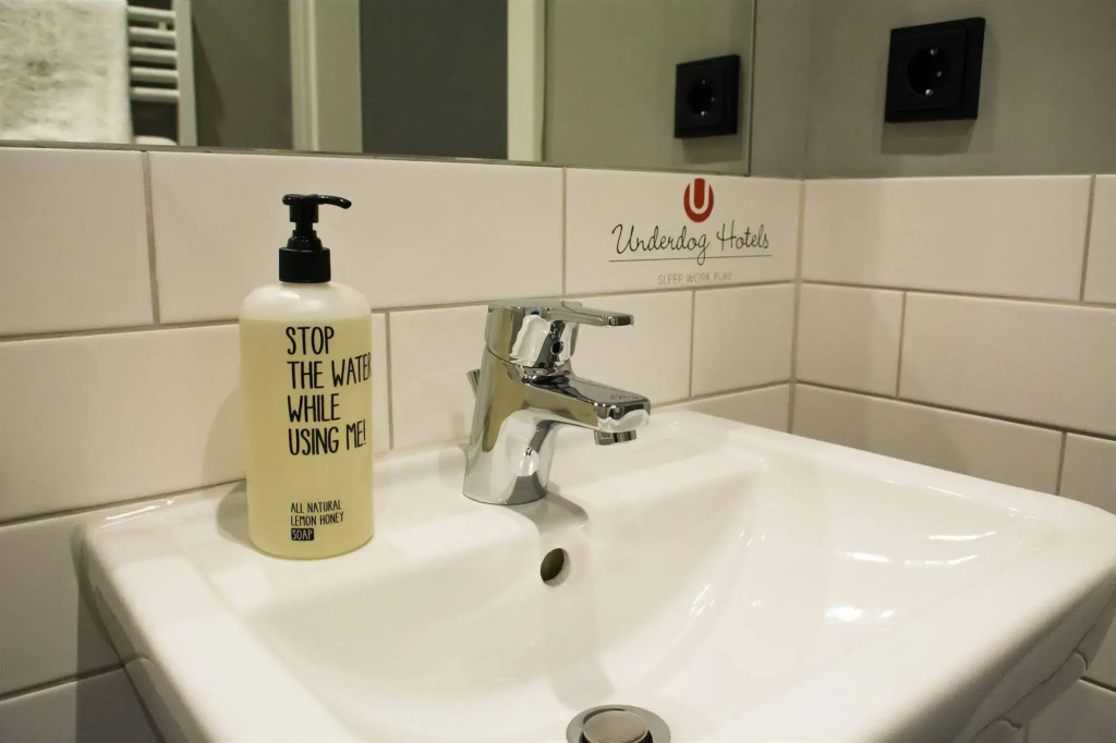 Underdog Hotel