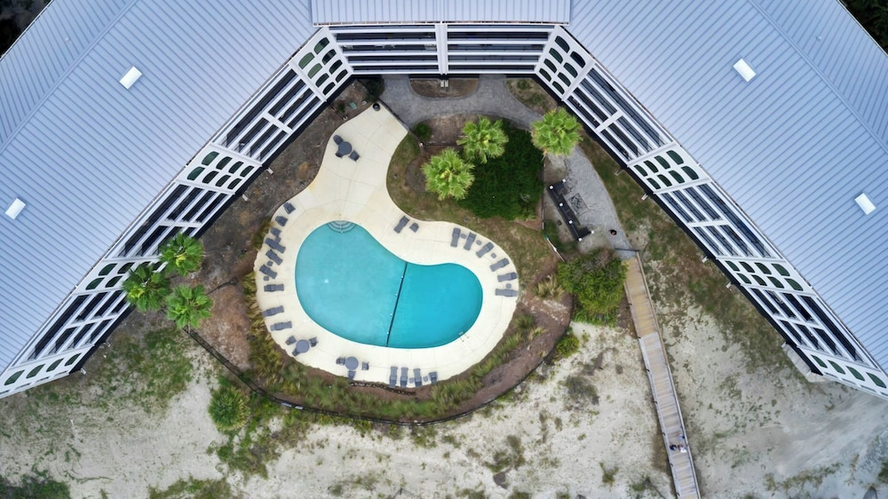 513 Seascape by Avantstay Oceanfront Home w/ Amazing Views & Community Pool Access