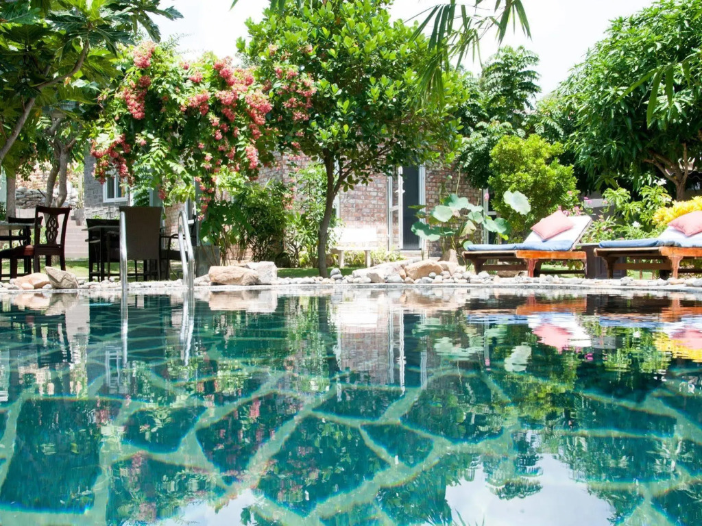 Evergreen Resort