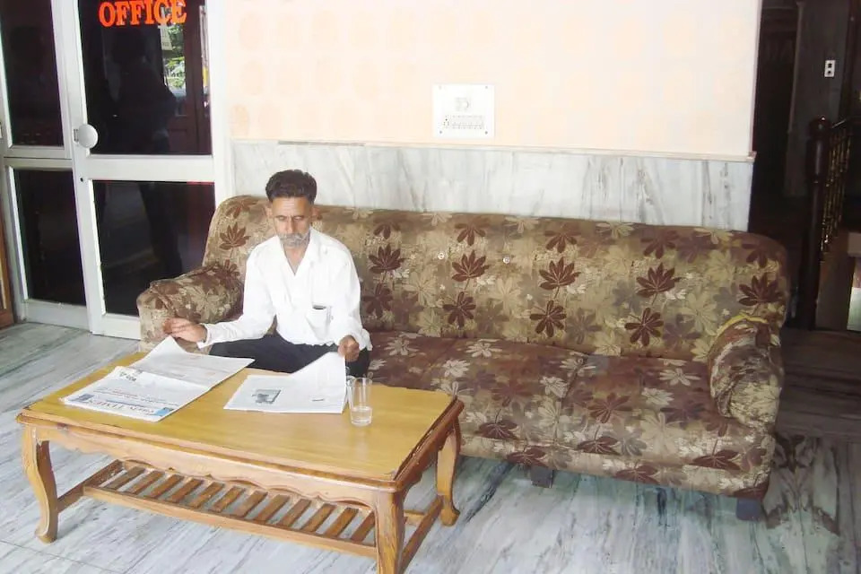 Hotel Moti Mahal by MTMC Rooms