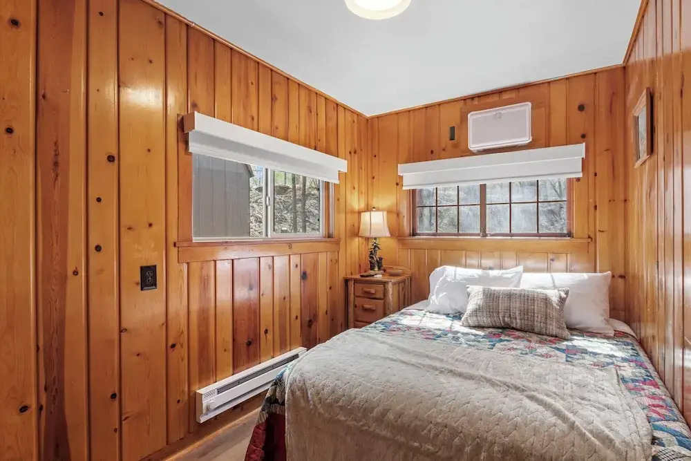 Timber Lodge Cabin 13