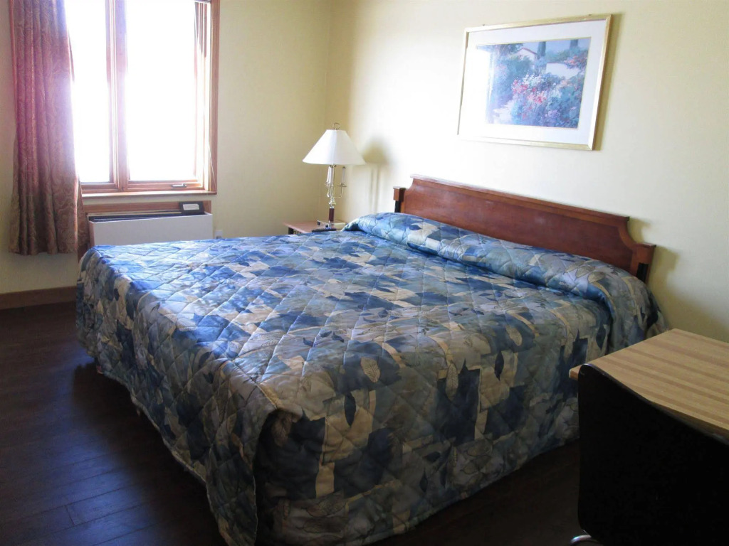 Cedar Springs Motel