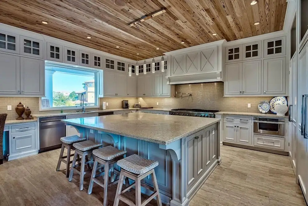 Big House by the Sea 8 Bedroom Holiday Home by Five Star Properties
