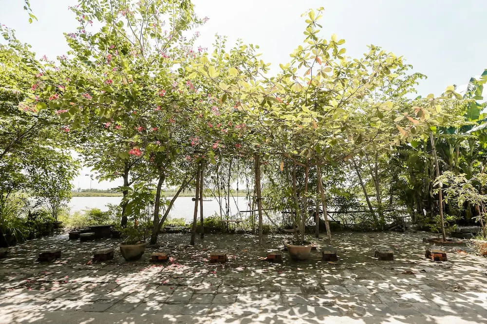 Bisou De La Riviere - Hostel