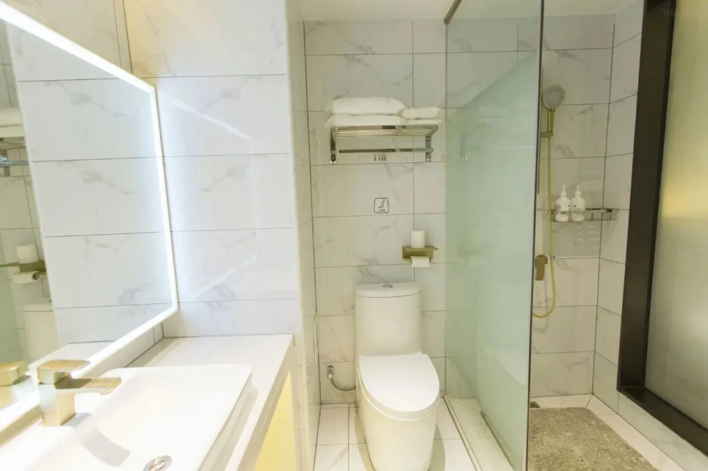 7 Days Inn (Guangzhou Jingxi Nanfang Hospital Tonghe Metro Station)