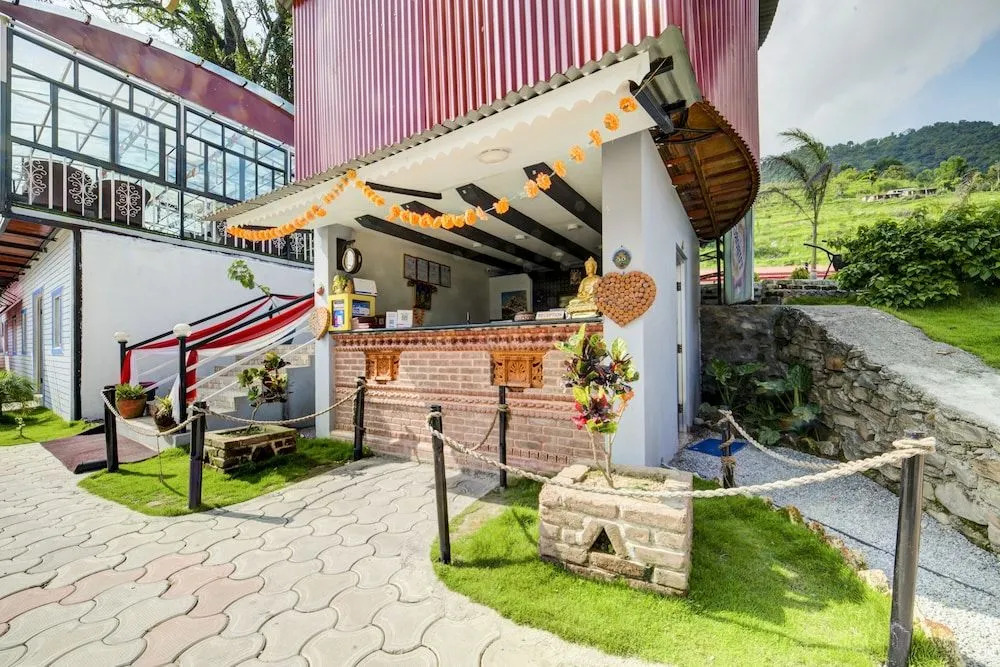 Oyo 501 Alfanzoo Resort