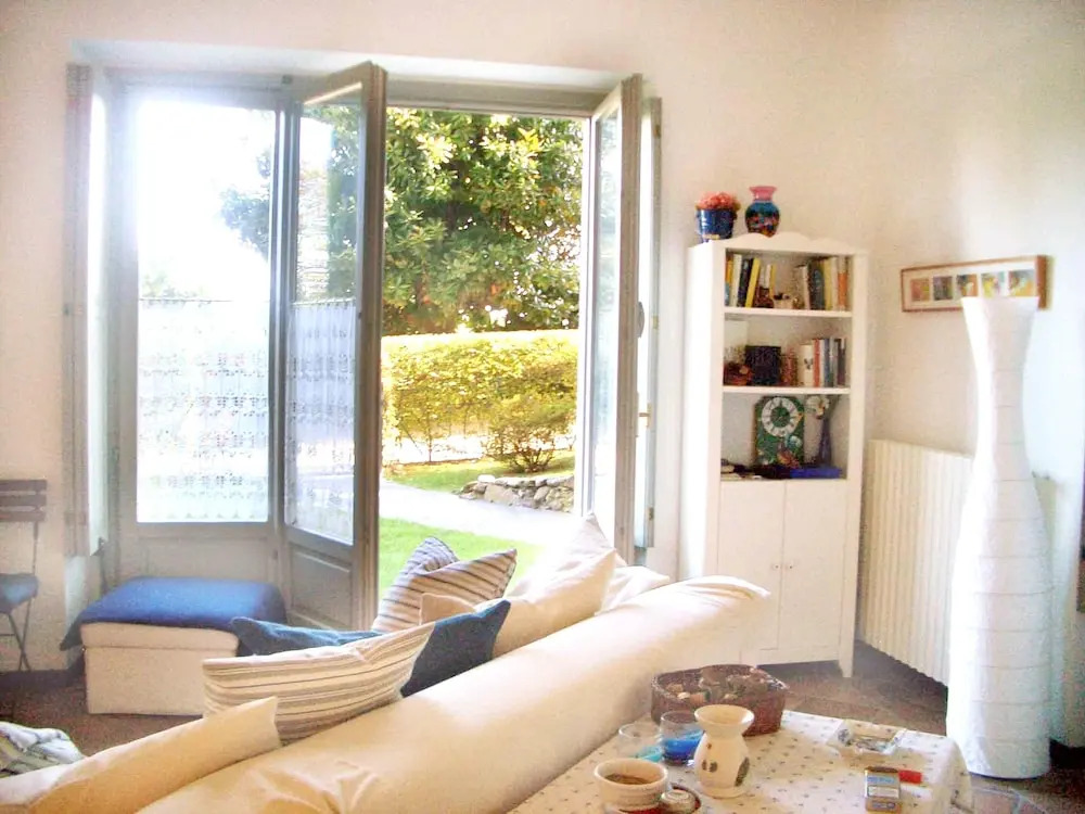 Apartment With one Bedroom in Belgirate, With Wonderful Lake View and Enclosed Garden - Near the Beach