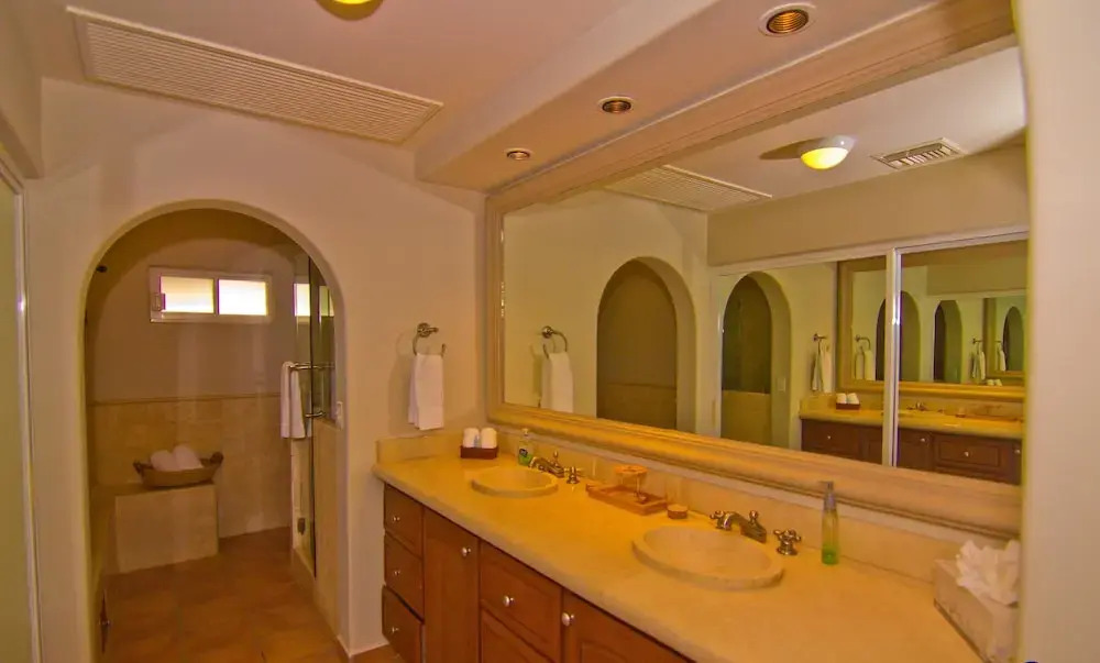 Las Mananitas LM C308 3 Bedroom Condo By Seaside Los Cabos
