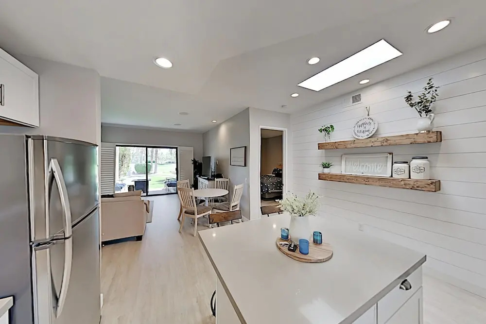 Newly Renovated 2020! 3 Bedroom Condo