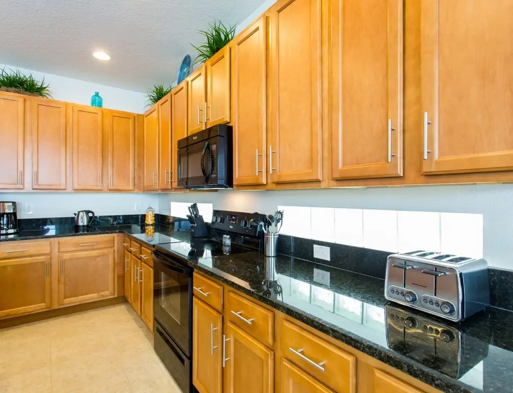 Home Theater, Games Room, Pool, Spa & Lake View!!