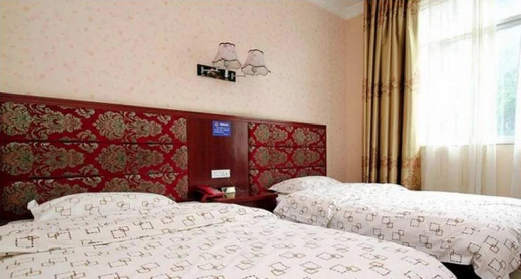 Yangshuo Fengqing Holiday Inn