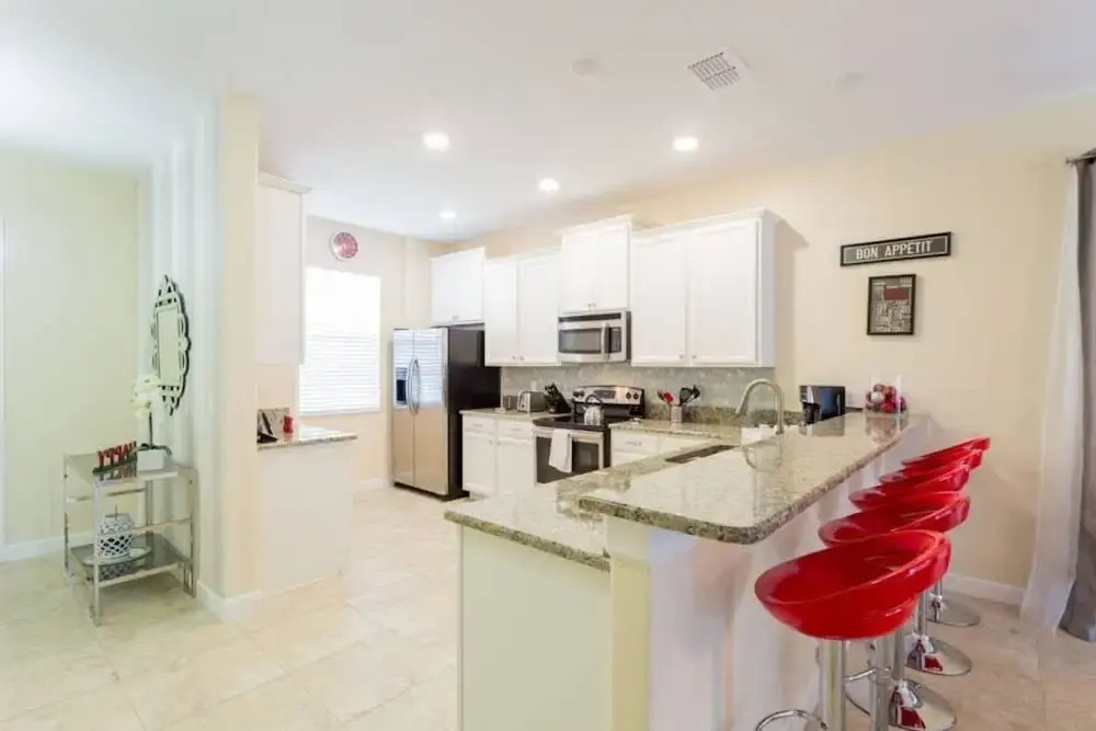 Spacious 5BR Private Pool Beautiful Decor