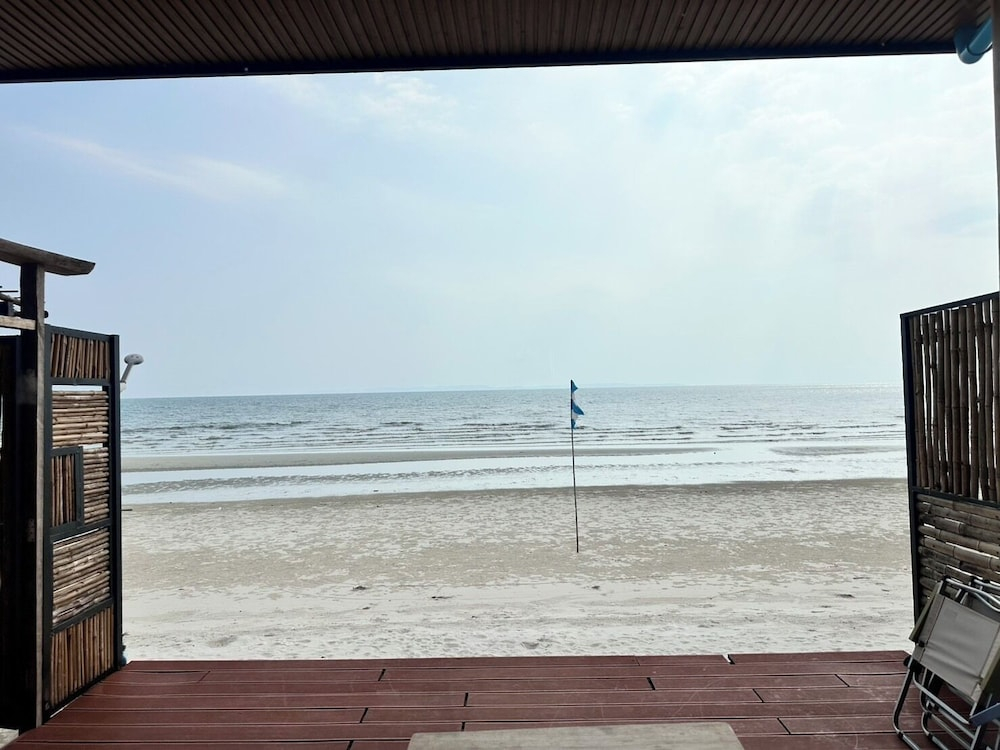 The Hi Ocean