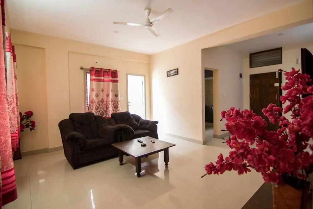 Stayvel Service Apartments