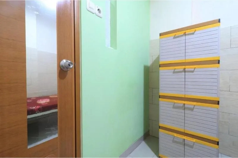 Eiffel Residence Tarakan - Female Only