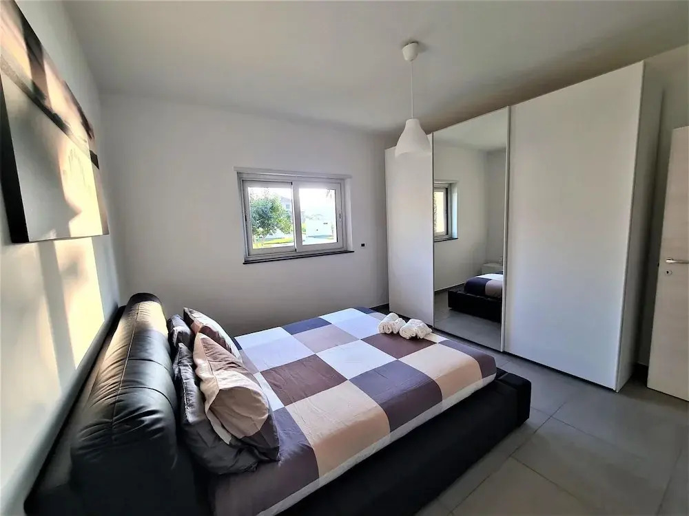 Holiday Home in Leonforte With Private Pool