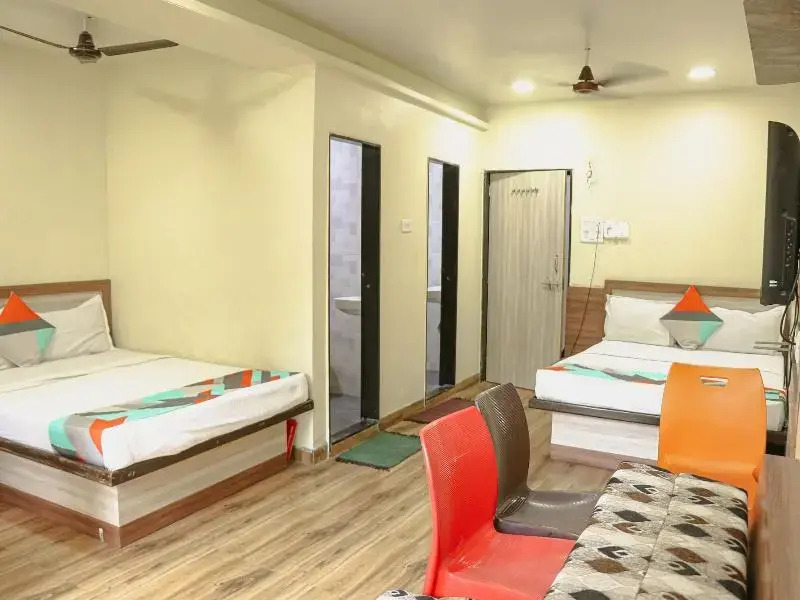 Hotel Mukesh residency