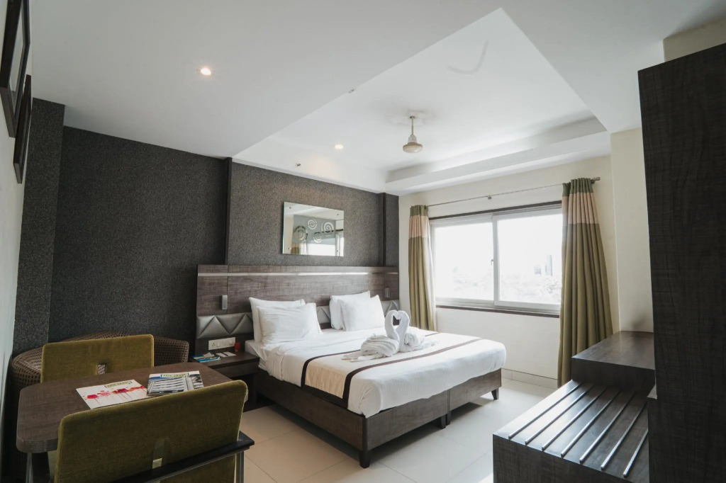 Bizz Tamanna Hotel Hinjawadi, Pune