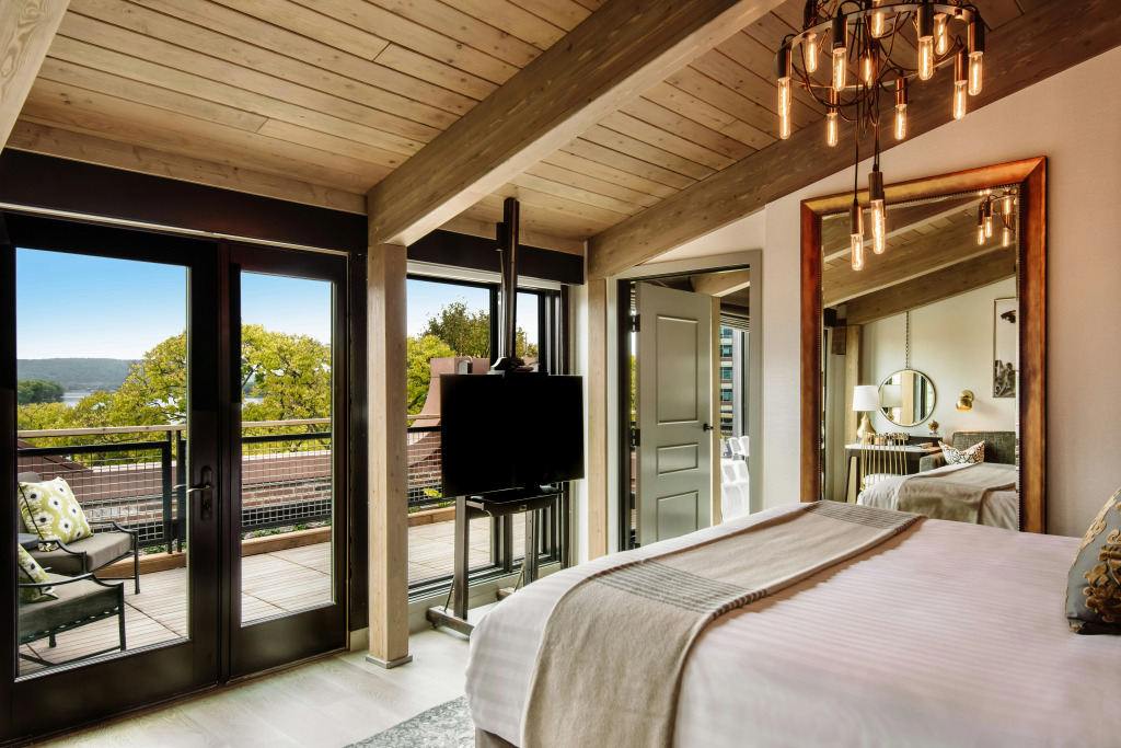 The Charmant Hotel