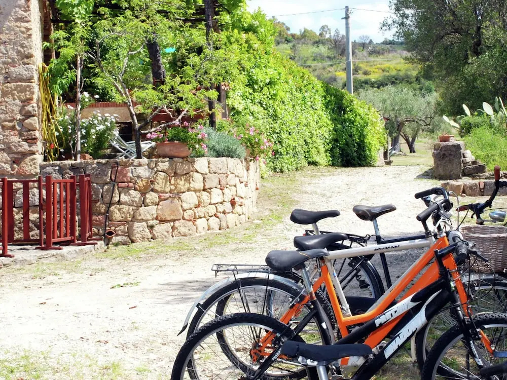 Villa in Velia near Roman Ruins and Beach