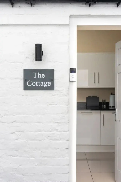 Suite on the High Street