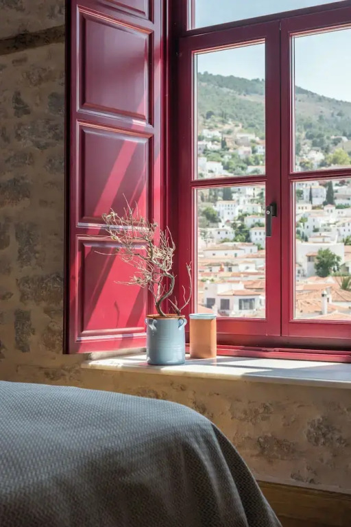 FOS Hydra residence