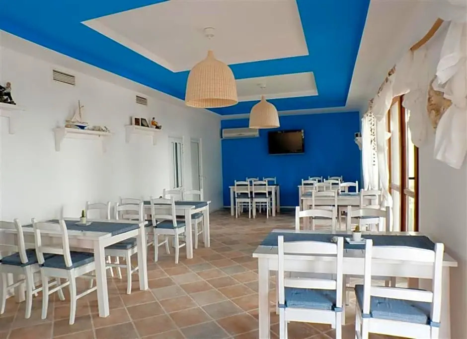 PARADISE Bay Hotel