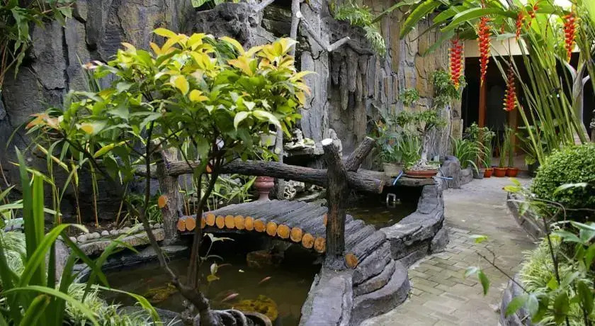 Istana Batik Ratna