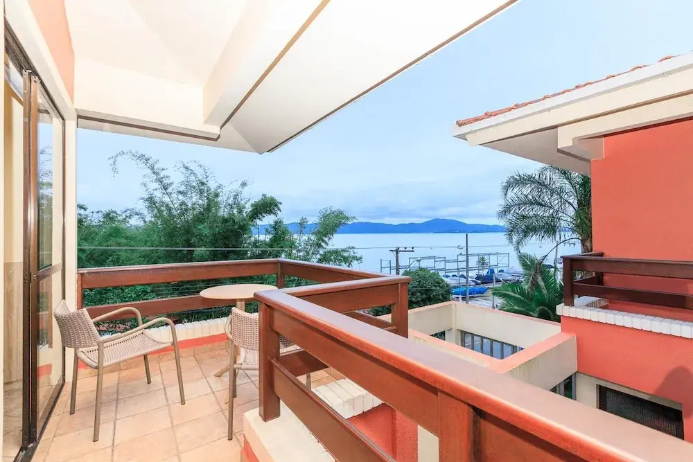 Letto Hotel Jurere Guest House