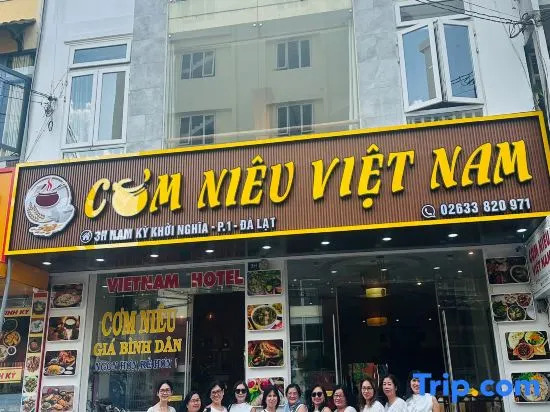 Vietnam Hotel Dalat