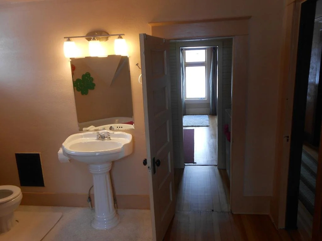 Agape Leelanau Cottage