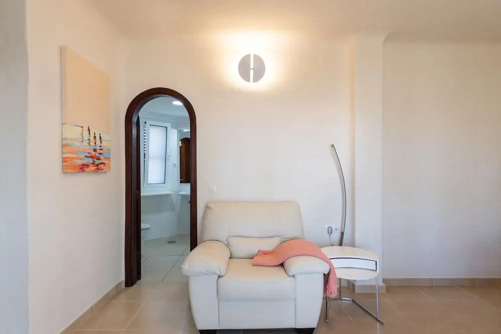 Luxury Apartment+Pool P69 Next To the Beach