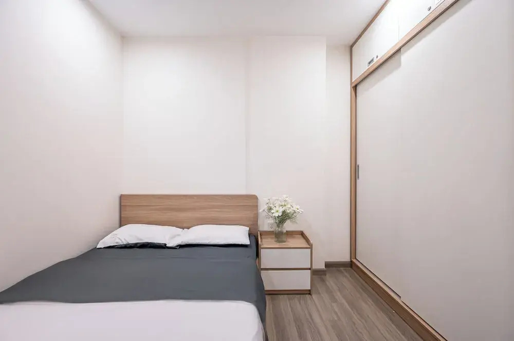 LA Nest 2BR WeeklyMonthly big deal GH2