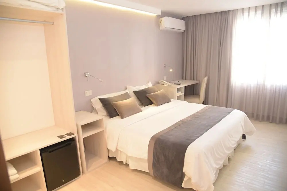 Hotel Majestic Rosario