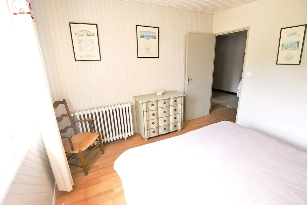 House With 2 Bedrooms in Grevilly, With Enclosed Garden