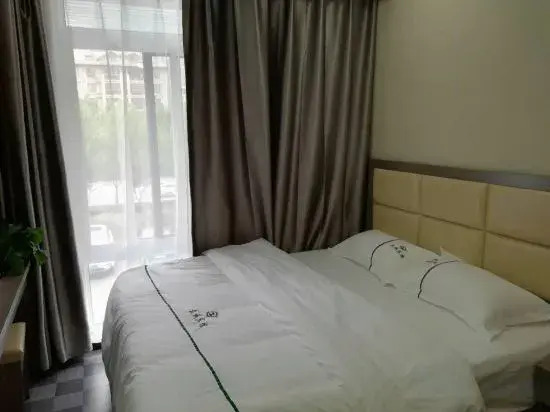 Feidong Zhongcheng Express Hotel