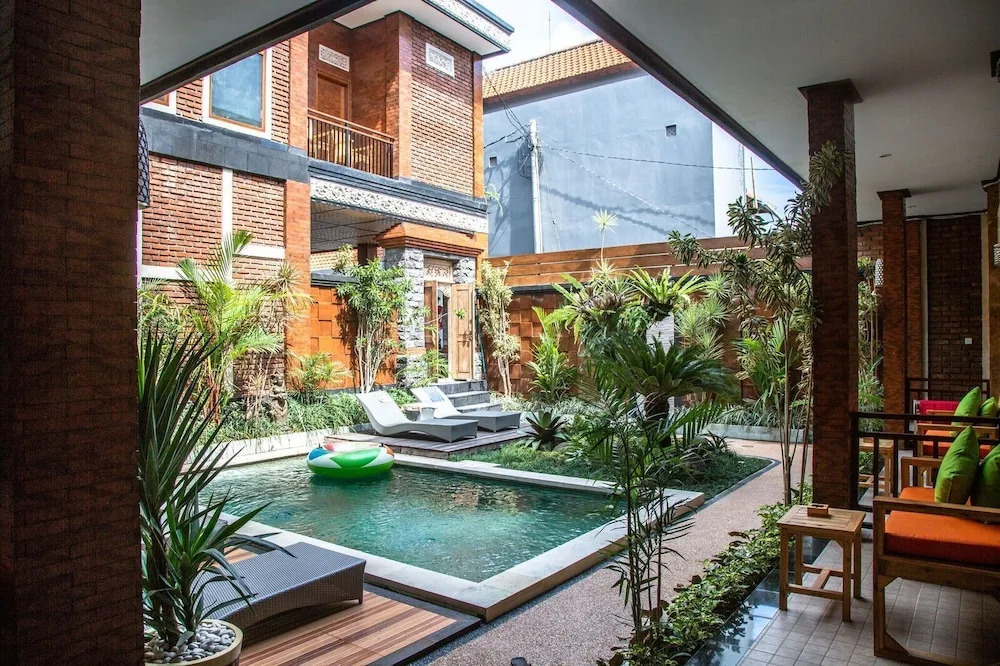 Govardan Homestay