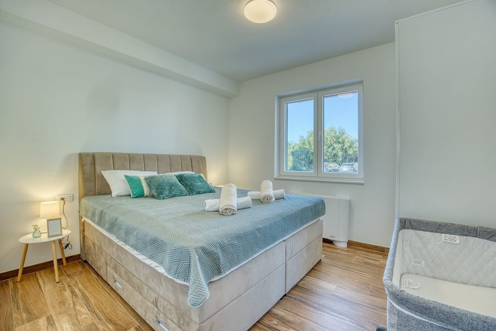 Apartments Labar