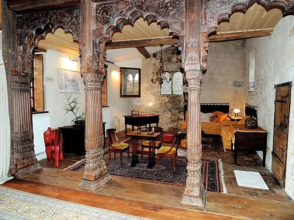 Maison Romane 1136
