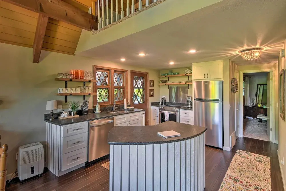 Sky Valley Home w/ Stunning Views - 1 Mi to Resort