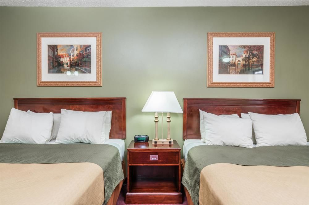 Knights Inn Rock Valley