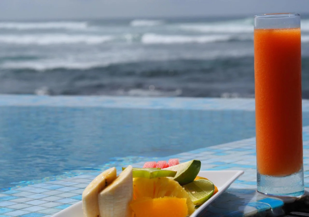 Cantaloupe Aqua Beach Club Hotel