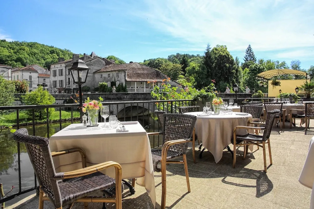 Hotel Restaurant Charbonnel