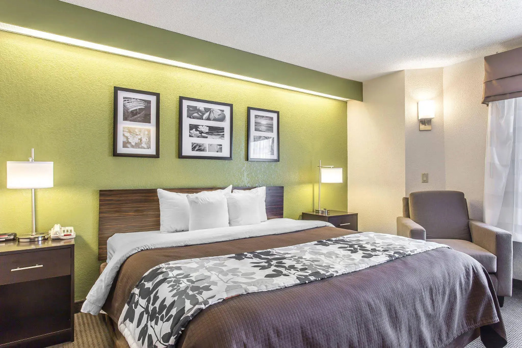 Sleep Inn & Suites