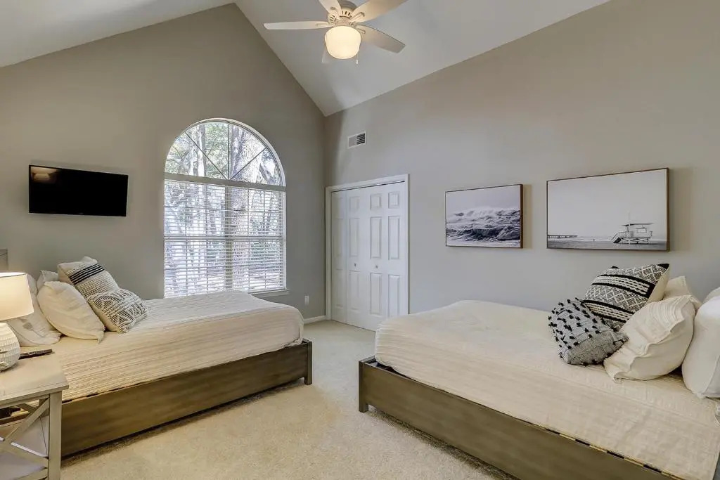 41 Governors Rd 3 BR Home Private Pool