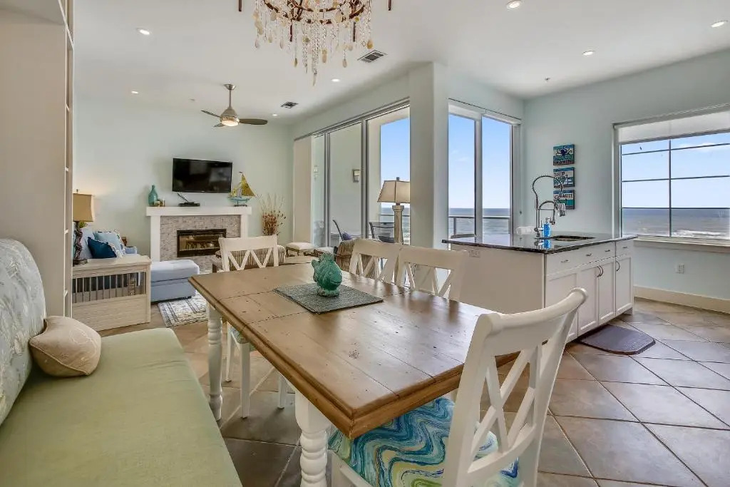 Blue Lagoon by Ryson Vacation Rentals