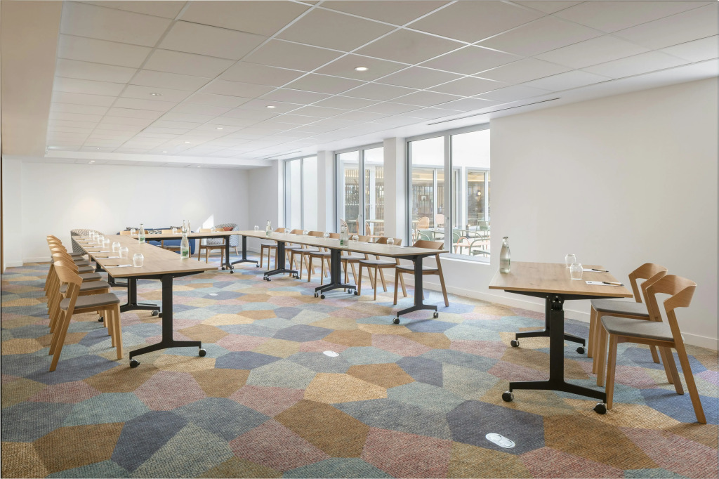 Hampton By Hilton Paris Charles De Gaulle Airport