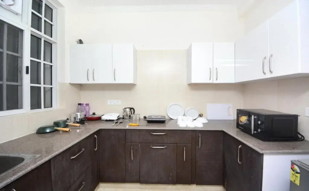 OYO Home 29340 Enticing 2BHK Apartment Kamyana